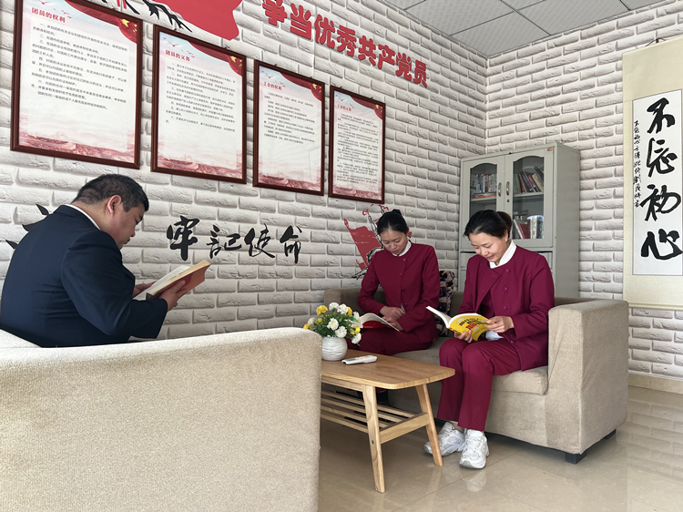 4.23+̨շվ+̨շվ֯չ нԶ   1_.jpg