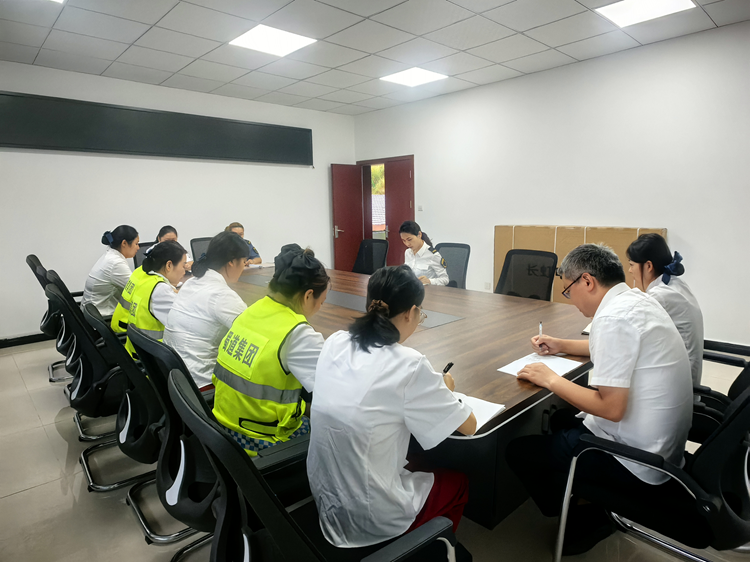 9.21+鸣龙站+鸣龙站开展清风伴行,廉洁守岗主题学习会.png